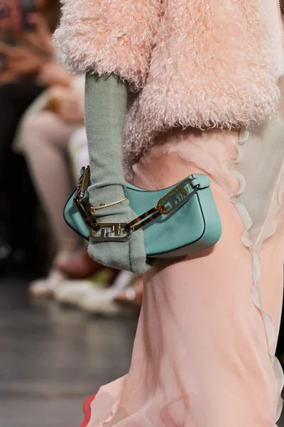 Look 2